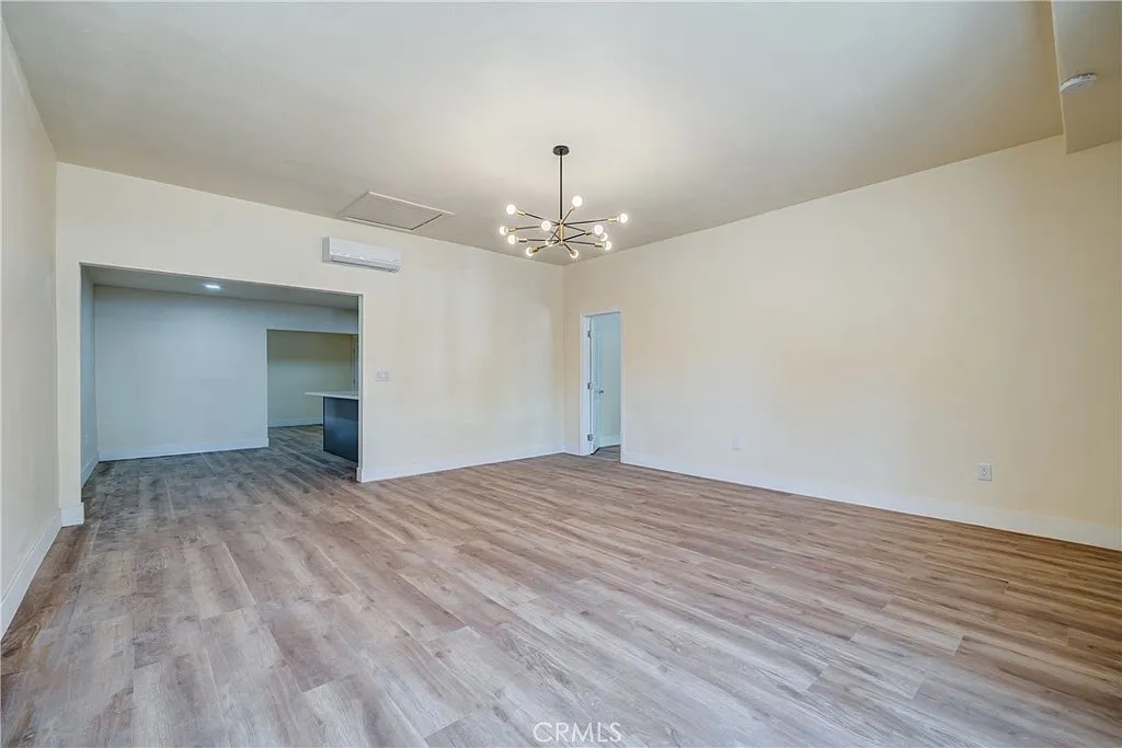 3 bed, 1258 sqft, $3,100 — Photo 3