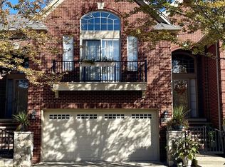 16767 Newbury Ave, Macomb, MI 48044
