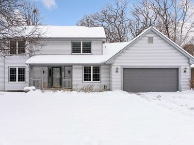 212 Interlachen Rd, Burnsville, MN, 55306