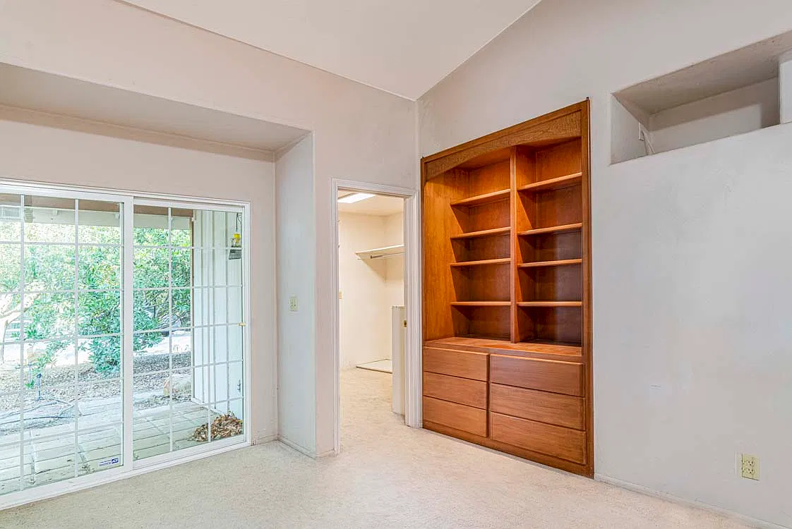 2 bed, 1300 sqft, $3,950 — Photo 3
