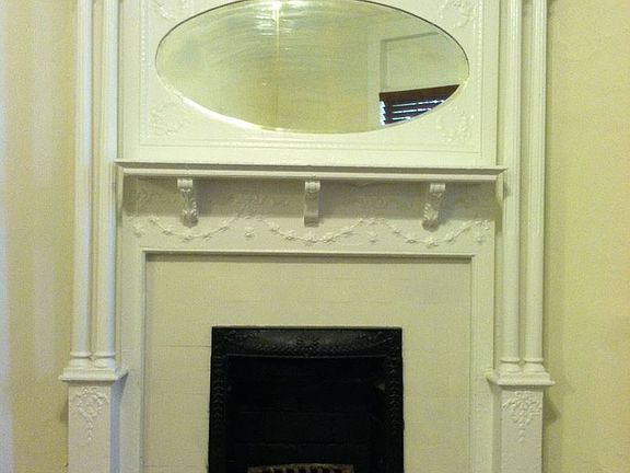 3rd image of 2137 Oak St APT 1