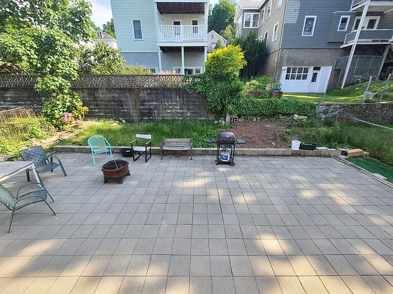 138 Nonantum St — Photo 25