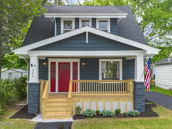 243 N Main St, Archbald, PA 18403