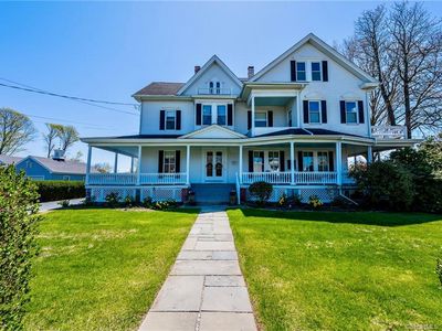 54 Gardner Ave, New London, CT, 06320