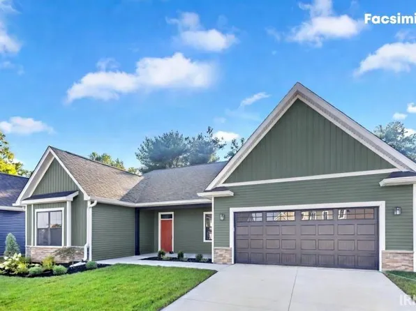 300 W Rockaway Ct, Bloomington, IN 47403