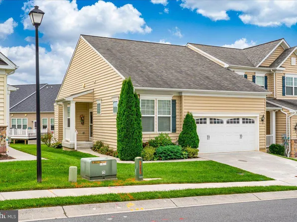 2851 Union Square Rd #68, New Windsor, MD 21776