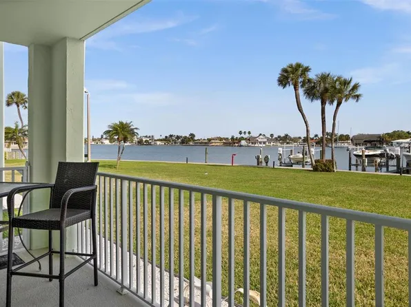 400 64th Ave APT 105, Saint Pete Beach, FL 33706