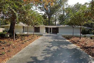 1st image of 3338 Stratford Ln