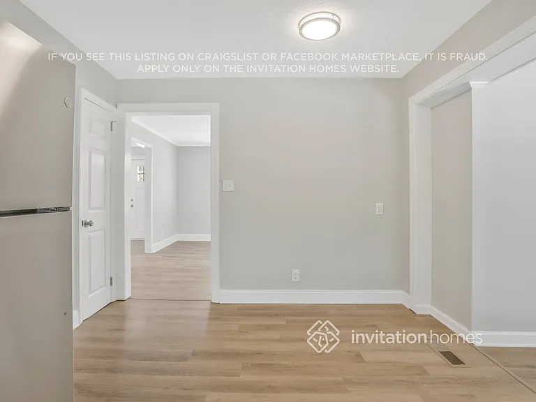4108 Campbell St NE — Photo 9