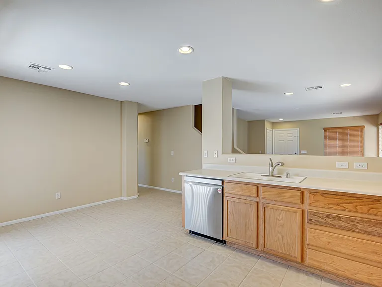 10294 Keystone Pastures St — Photo 9