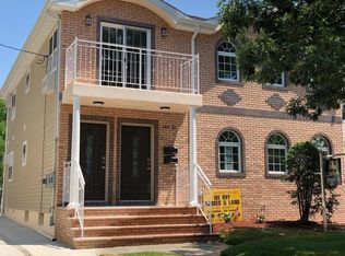 14431 256th St, Rosedale, NY 11422