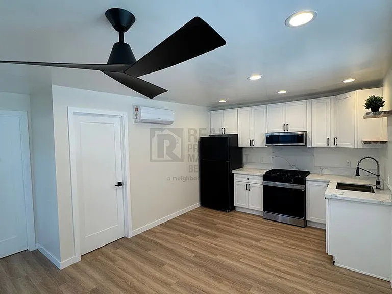 1403 W Sumner Ave - Echeverria — Photo 2