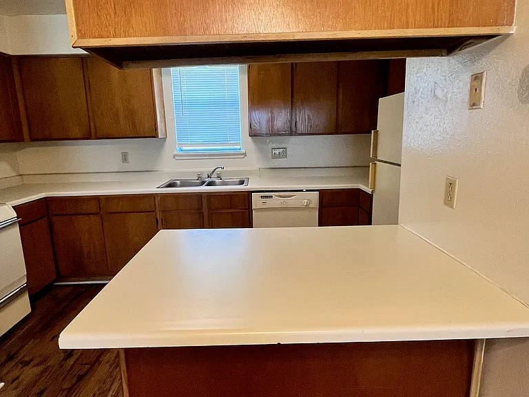 402 Summer Ct #1A — Photo 7