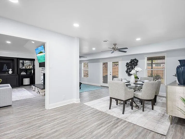 291 N Bay Dr — Photo 12