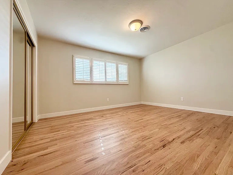 3562 Addison St — Photo 22