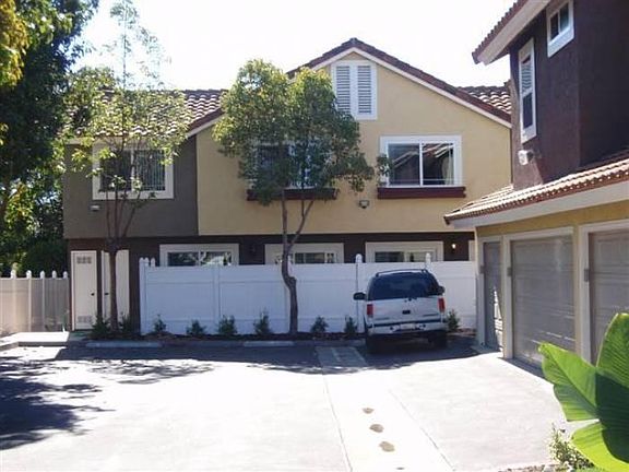 2nd image of 686 Park Dr APT B4