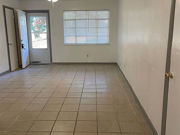 5th image of 1808 N Washington Blvd