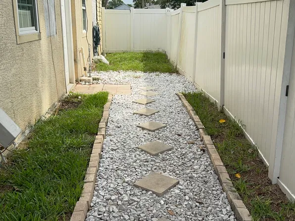 2635 Belmont Ave #B, New Smyrna Beach, FL 32168