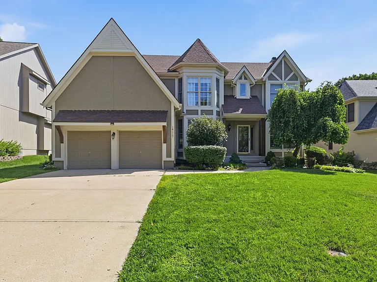 14117 Parkhill Ln — Photo 1