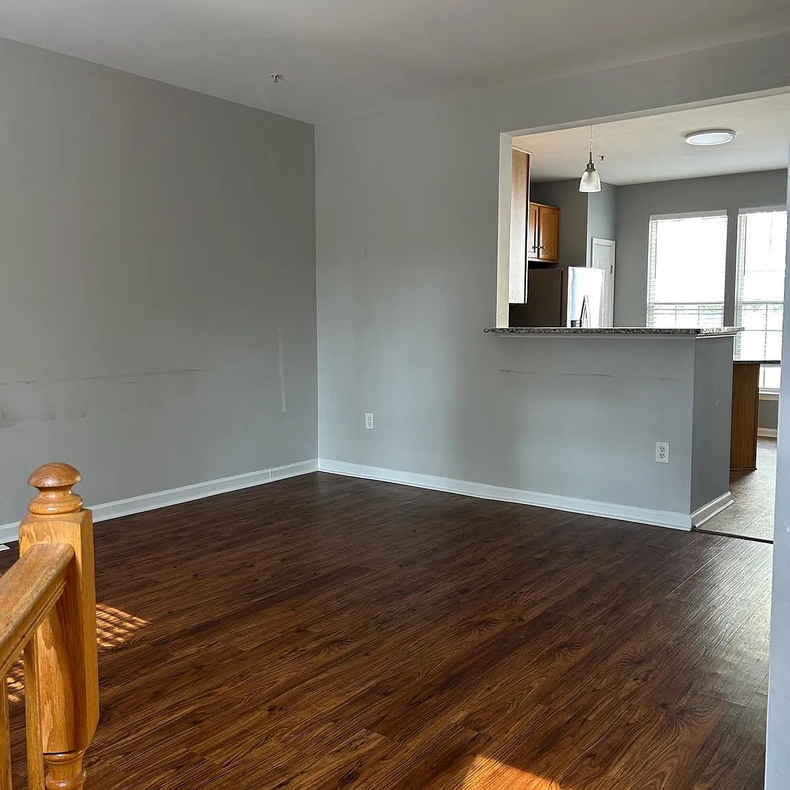 4 bed, 2.5 bath, 1320 sqft, $2,900 — Photo 3