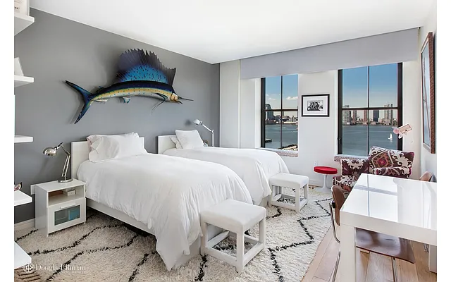 Sold by Douglas Elliman | media 8