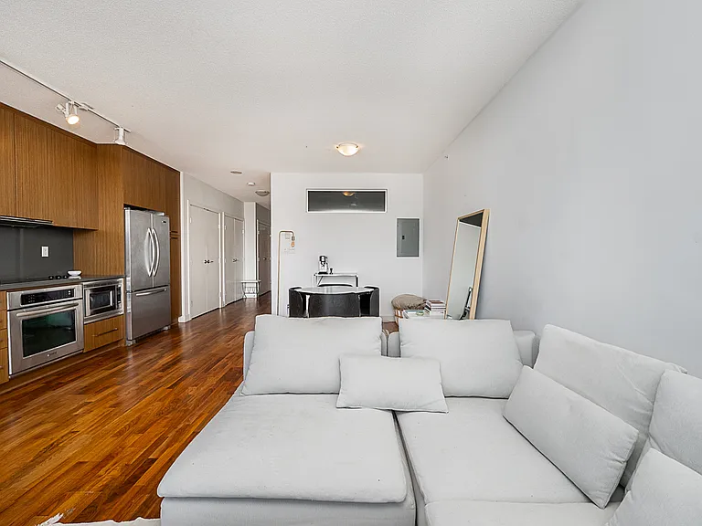 250 E 6th Ave #706 — Photo 36