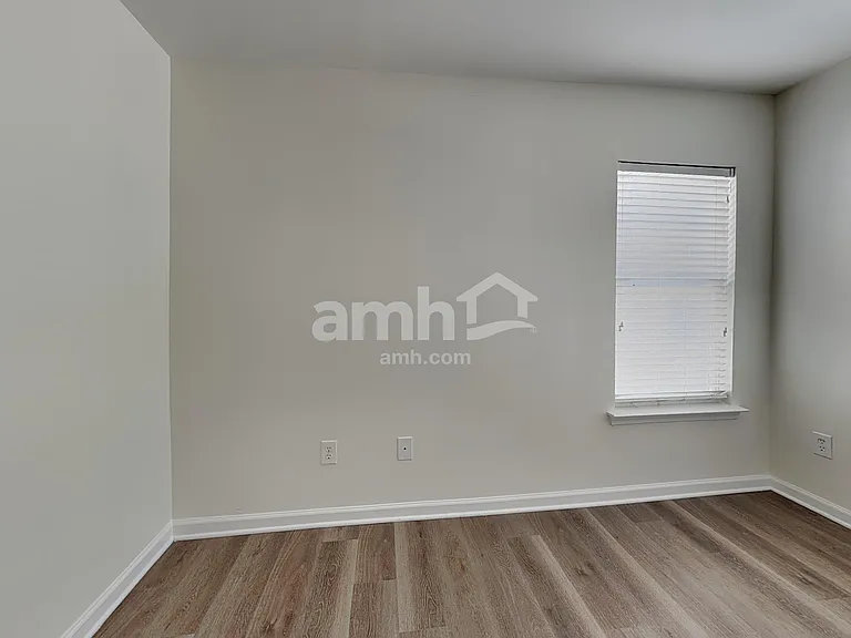 10607 Secret Garden Ln — Photo 19