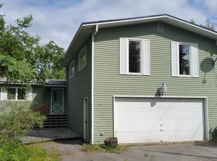 8419 Jupiter Dr, Anchorage, AK 99507