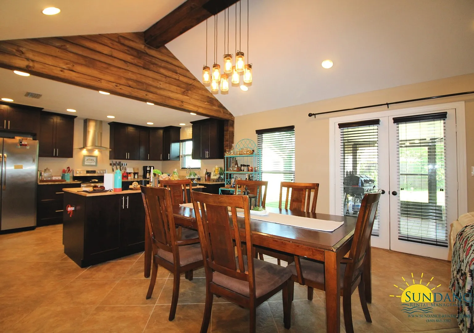 Gorgeous3 Bedroom Home in Mary Esther! — Photo 3