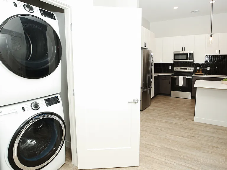 El-Par 2BR | 2BA |