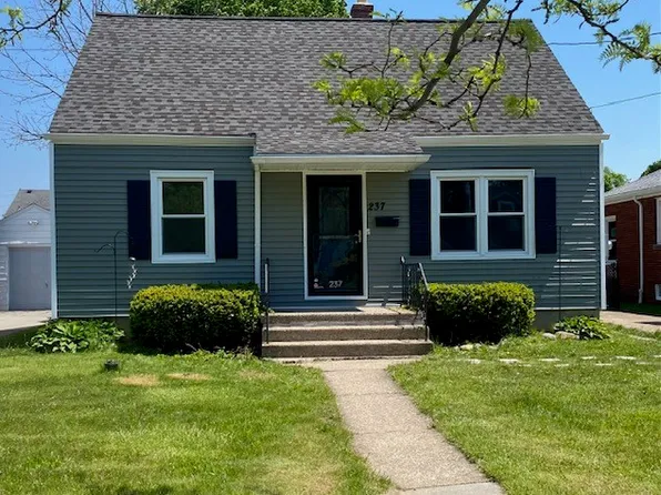 237 75th St, Niagara Falls, NY 14304