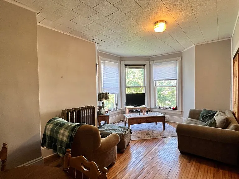 650 Jackson St — Photo 11