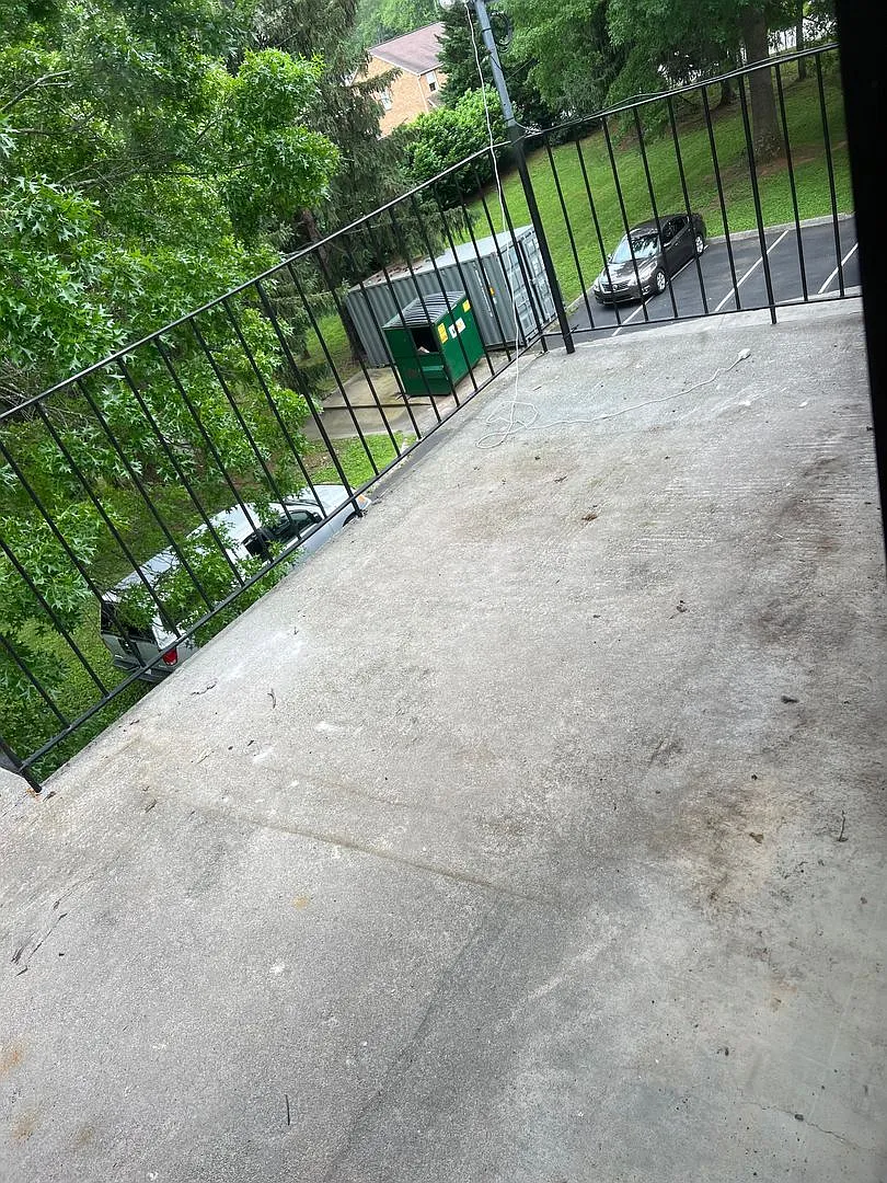 Lovell Road Apartment — Photo 4