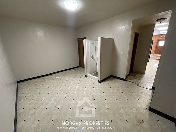 5th image of 508 Locust St