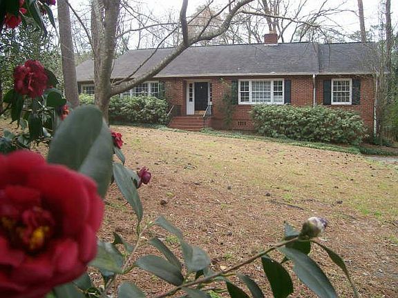 4th image of 2442 Kingsley Dr