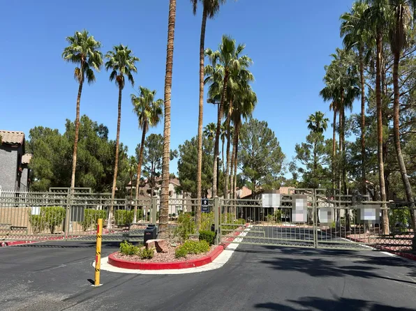 2121 Blue Breeze Dr Unit 102, Las Vegas, NV 89128