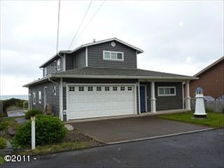 3rd image of 5415 NW Jetty Ave