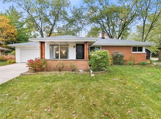 8440 N Indian Creek Pkwy, Milwaukee, WI 53217