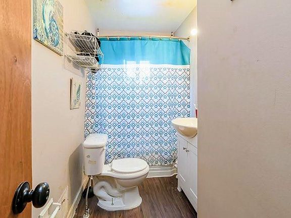 5th image of 1728 W Mound St