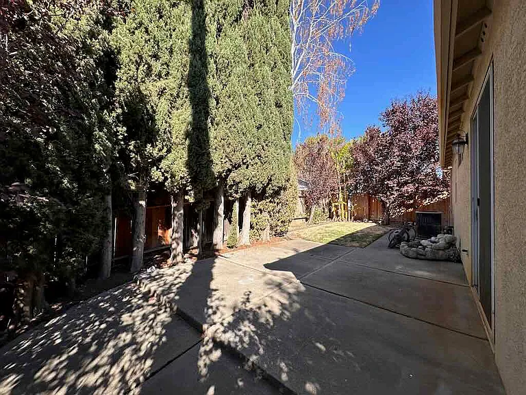 5662 Murrell St — Photo 20