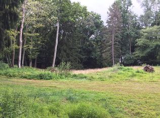 140 Lakeside Dr, Pittsburgh, PA 15238