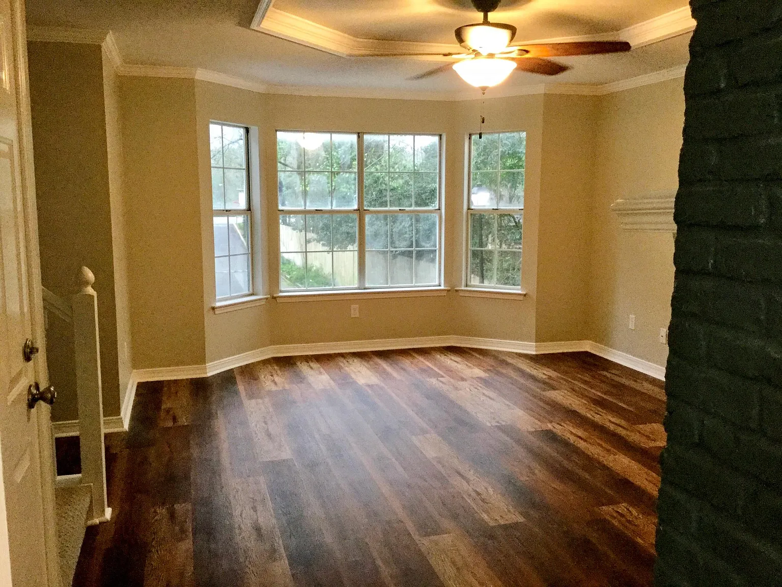 3 bed, 2.5 bath, 1430 sqft, $1,750 — Photo 3