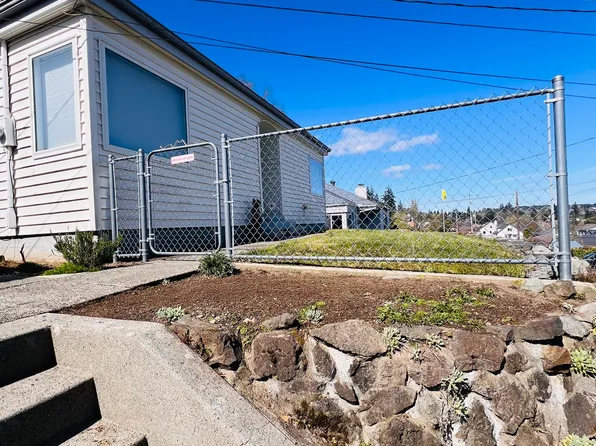 619 Ford Ave, Bremerton, WA 98312