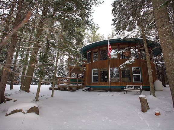 2nd image of 21 Juniper Cir