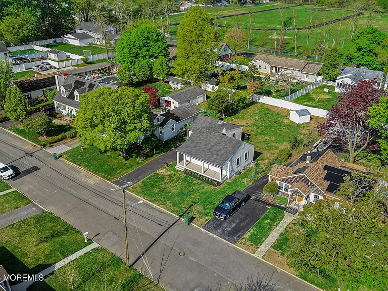 57 Villa Pl — Photo 41