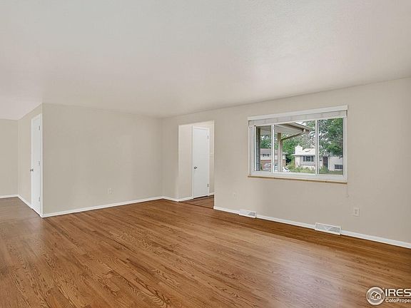 4th image of 820 W 7th Ave Dr