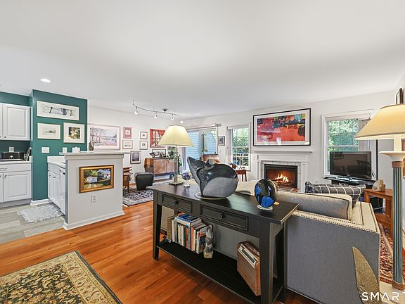 5th image of 1801 Larson Drive #1801