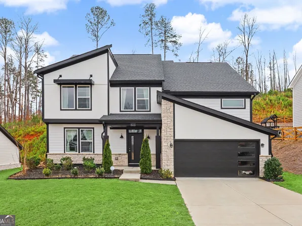 8135 Brewton Bnd, Ball Ground, GA 30107