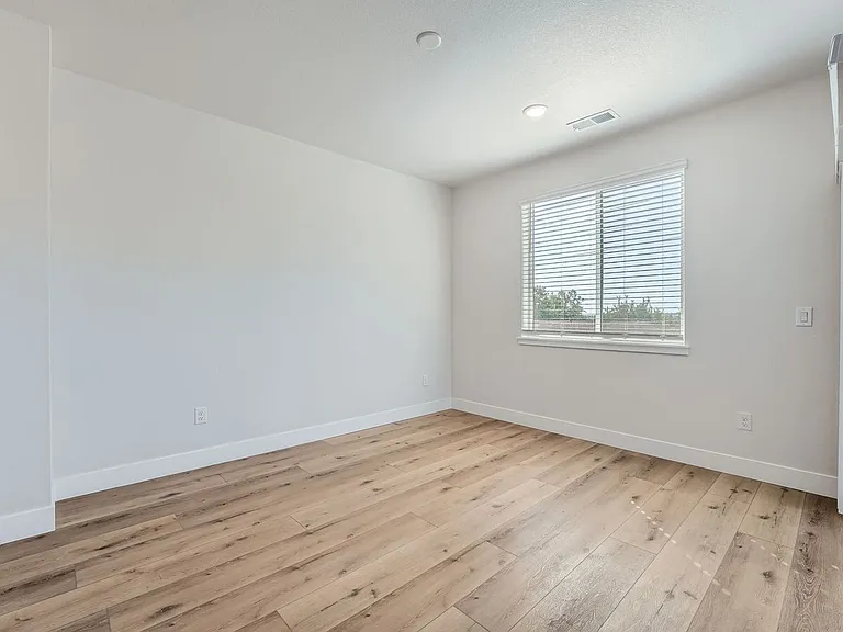 Applewood Townhomes — Photo 10