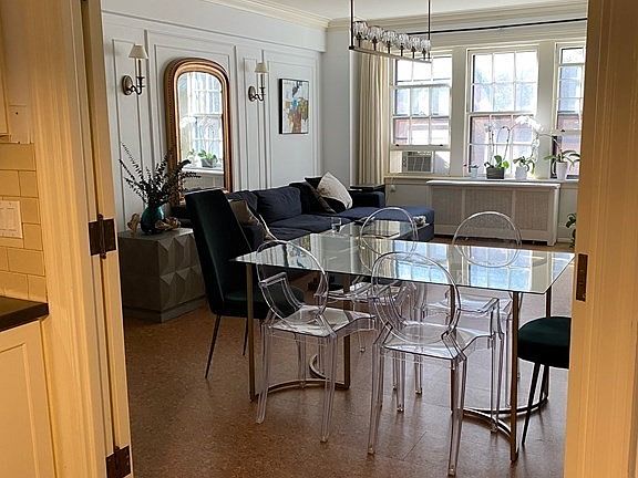 2nd image of 50 Commonwealth Ave APT 305
